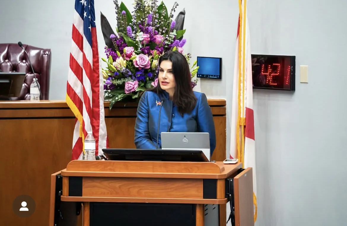 Tarlika Nuñez-Navarro